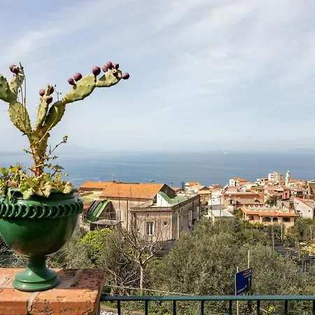 Casetta Di Giudi ماسّا لوبْرينسِ